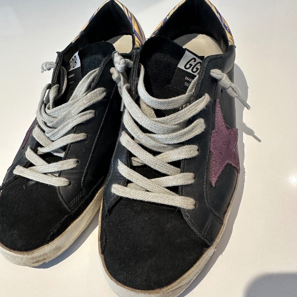 Golden Goose Sneakers